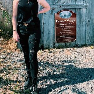 Aeropostale distressed black high rise jeans